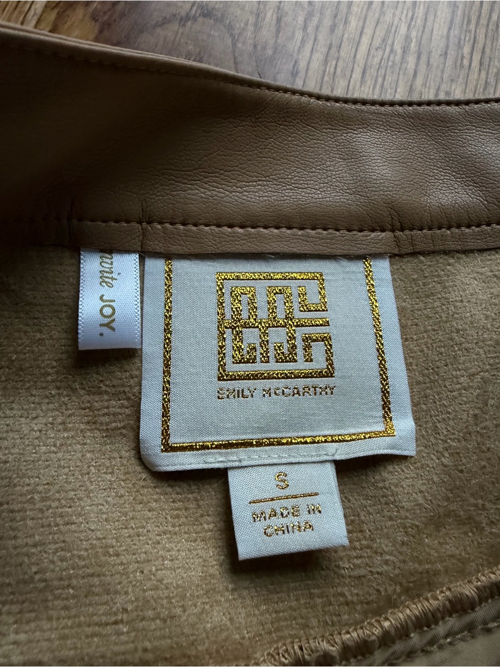 Emily McCarthy Tiered Camel Mini Skirt perfect condition smoke pet free - Size S - Picture 5 of 7